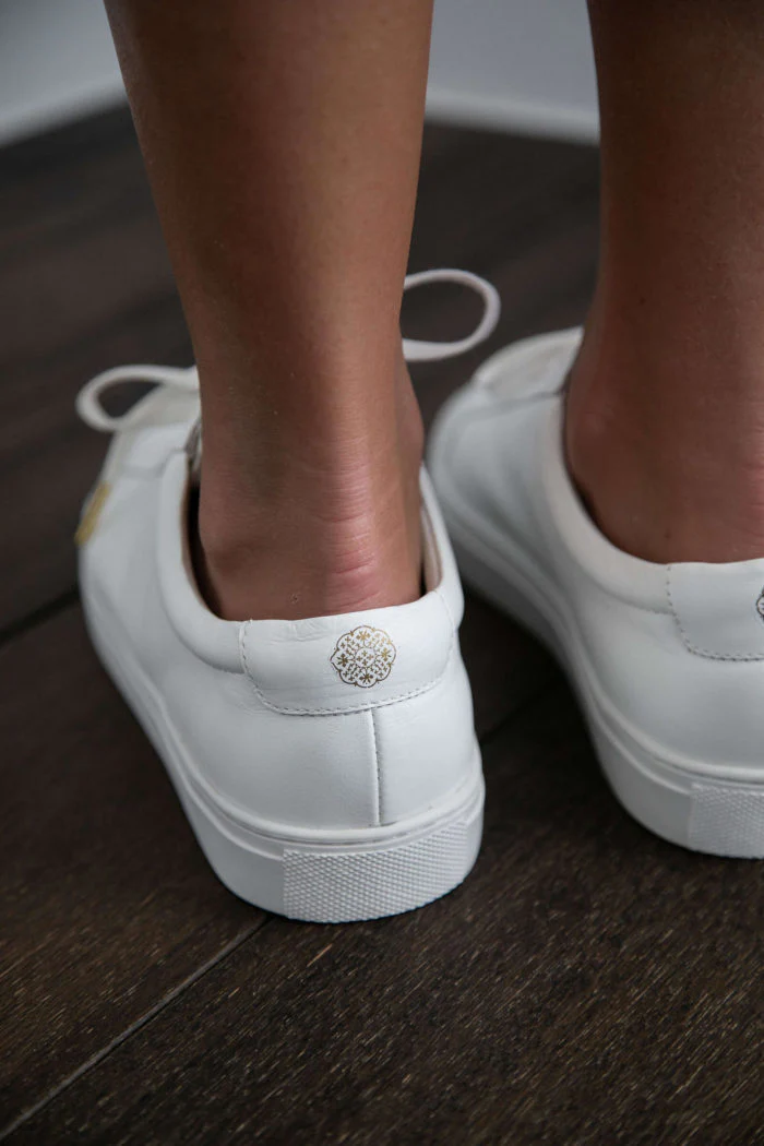 Essential White Leather Sneaker - Image 4