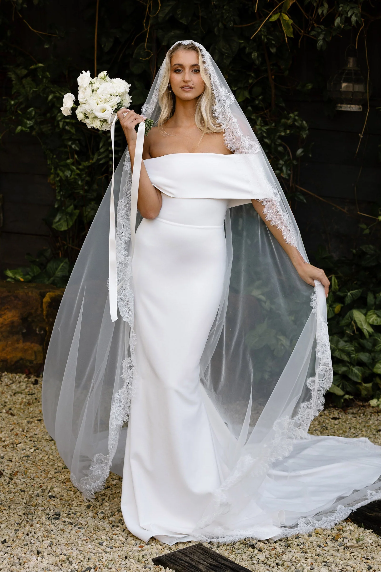 Ophelia Veil - Image 6